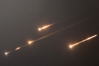 伊朗以导弹齐射回应以色列的大规模袭击