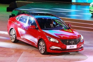 汽车火花塞积碳清理方法及预防？