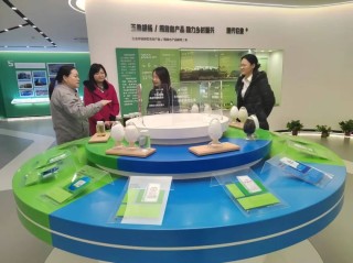 玉象胡杨公司与中国银行阿克苏地区分行签署战略合作协议