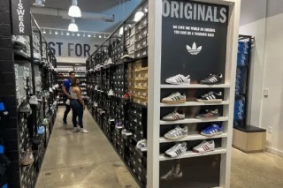 阿迪达斯预警全美产品涨价 在美本土无生产能力