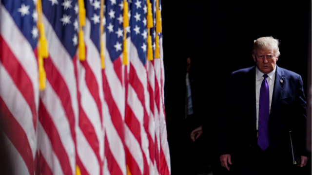 美方豁免智能手机等电子商品“对等关税”,明星科技分析师答一财:苹果和果链等是赢家 第1张 美方豁免智能手机等电子商品“对等关税”,明星科技分析师答一财:苹果和果链等是赢家 第1张