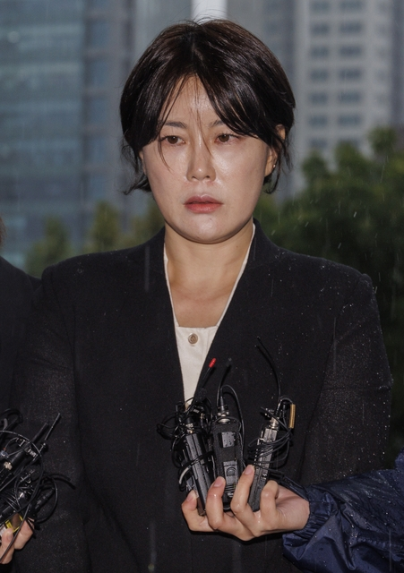 韩媒：文在寅女儿涉嫌酒驾和非法经营民宿，一审被判罚1500万韩元  第1张