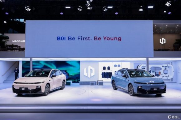 零跑(09863.HK)蝉联销冠,再获创始人增持!“黑马”的下一程在哪? 第6张 零跑(09863.HK)蝉联销冠,再获创始人增持!“黑马”的下一程在哪? 第6张