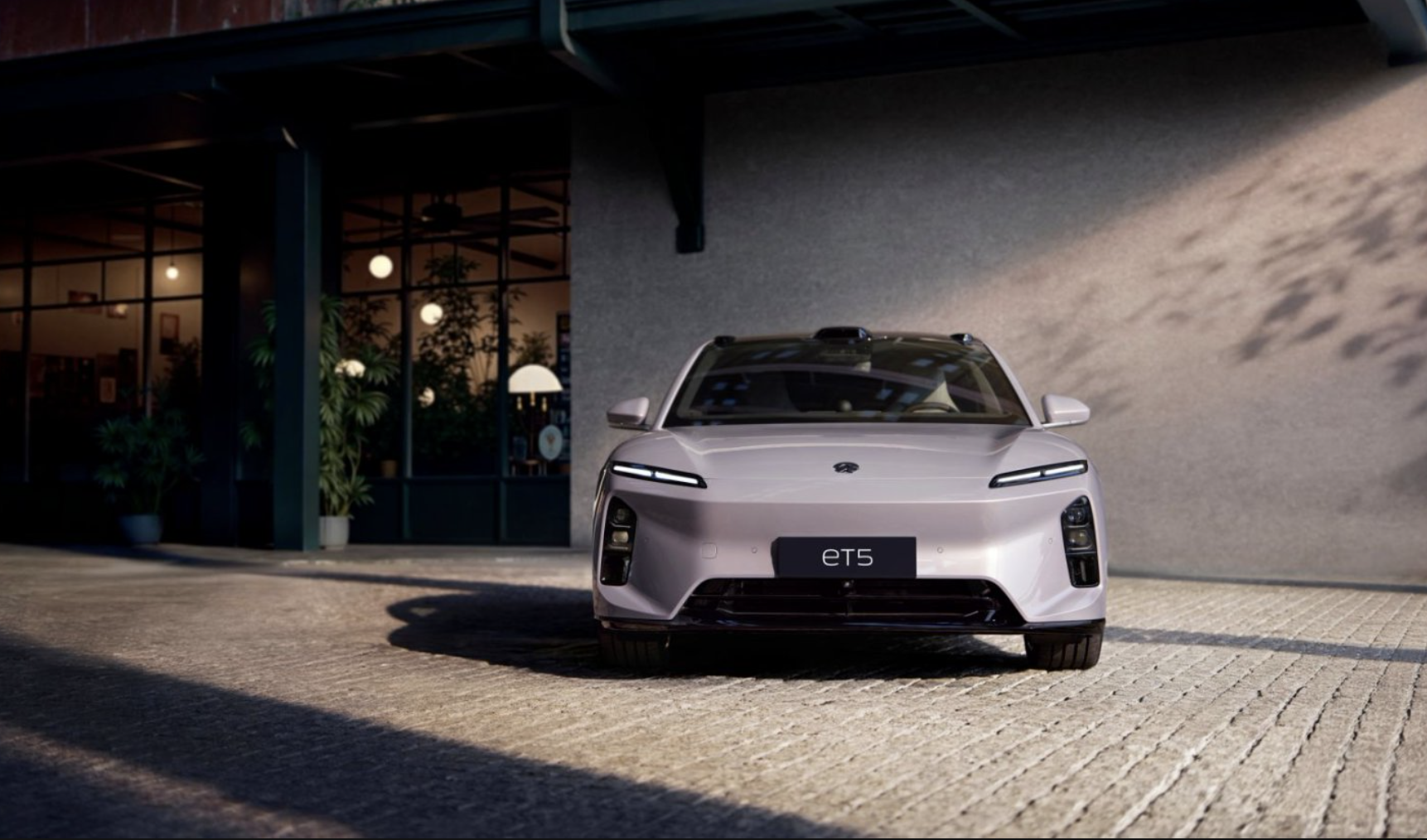 急着第四季度盈利的蔚来汽车不再固执  第1张