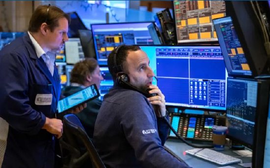 盘前:纳指期货涨0.3% 慧与科技跌近9% 第1张 盘前:纳指期货涨0.3% 慧与科技跌近9% 第1张