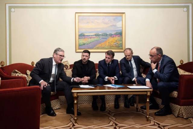 牛弹琴:最终,欧洲还是没敢 第1张 牛弹琴:最终,欧洲还是没敢 第1张