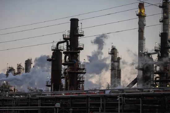 雪佛龙看好委内瑞拉油气潜力,美国两大石油巨头年度利润跌至近年低点 第1张 雪佛龙看好委内瑞拉油气潜力,美国两大石油巨头年度利润跌至近年低点 第1张