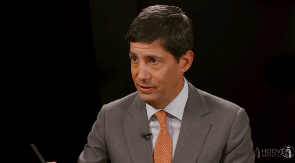 金银史诗级大跳水!贵金属一夜变天,要不要抄底? 第3张 金银史诗级大跳水!贵金属一夜变天,要不要抄底? 第3张