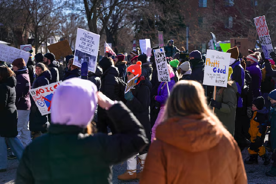 特朗普下令国土安全部暂不介入民主党主政城市抗议活动 第1张 特朗普下令国土安全部暂不介入民主党主政城市抗议活动 第1张